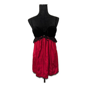 Ambrielle Size Medium Satin Velvet Chemise Red Black Lace Bow Trim Padded